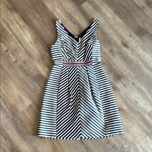 Maeve Anthropology sleeveless dress navy stripes size 4